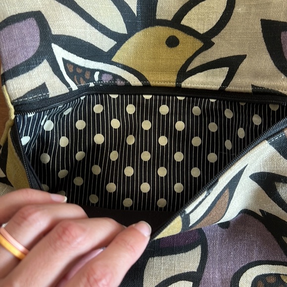 Bird Crossbody Purse - Picture 3 of 6